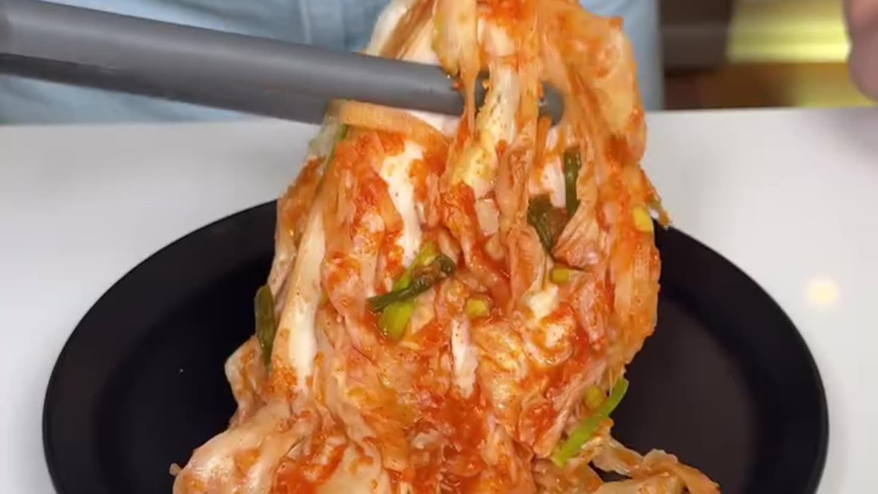 Make kimchi