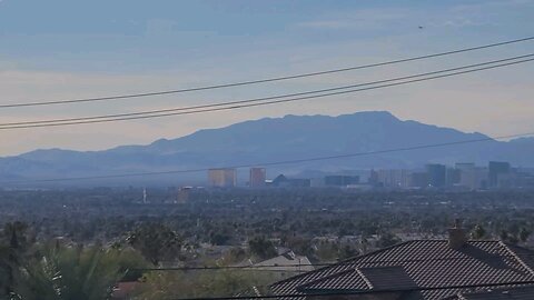 Did you see the skies over Las Vegas today? Check this out! 01.04.2025 #follow #lasvegas #weather