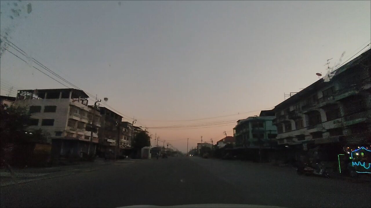 Tuesday morning, December 24, 2024, traffic on Bang Khun Thian Beach Road