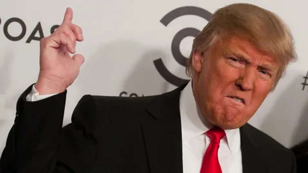 Trump Goes Completely Insane During Christmas Trut