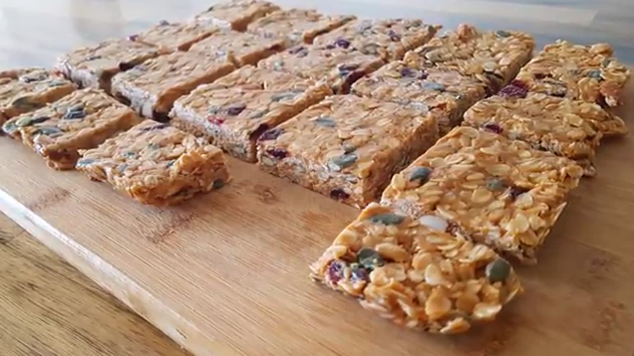 No-Bake Peanut Butter Oat Bars Recipe