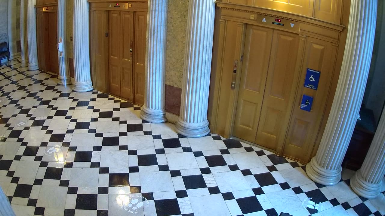 0211USCS02UpperSenDoorElevators_2021-01-06_12h13min05s587ms.mp4