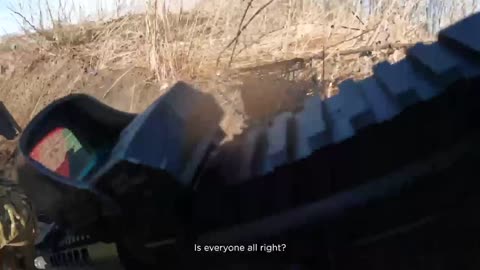 Intense Footage of Belarusian Volunteers Pinned Down Under Heavy Fire