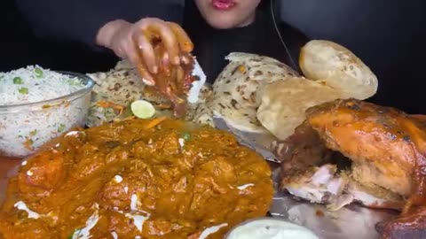 ASMR BUTTER CHICKEN,WHOLE GRILLED CHICKEN,BUTTERNAAN,PURI,PARATHA,FRIEDRICE _FOOD EATING_