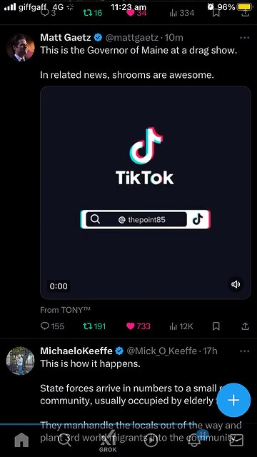 Governor of Maine ; drag show