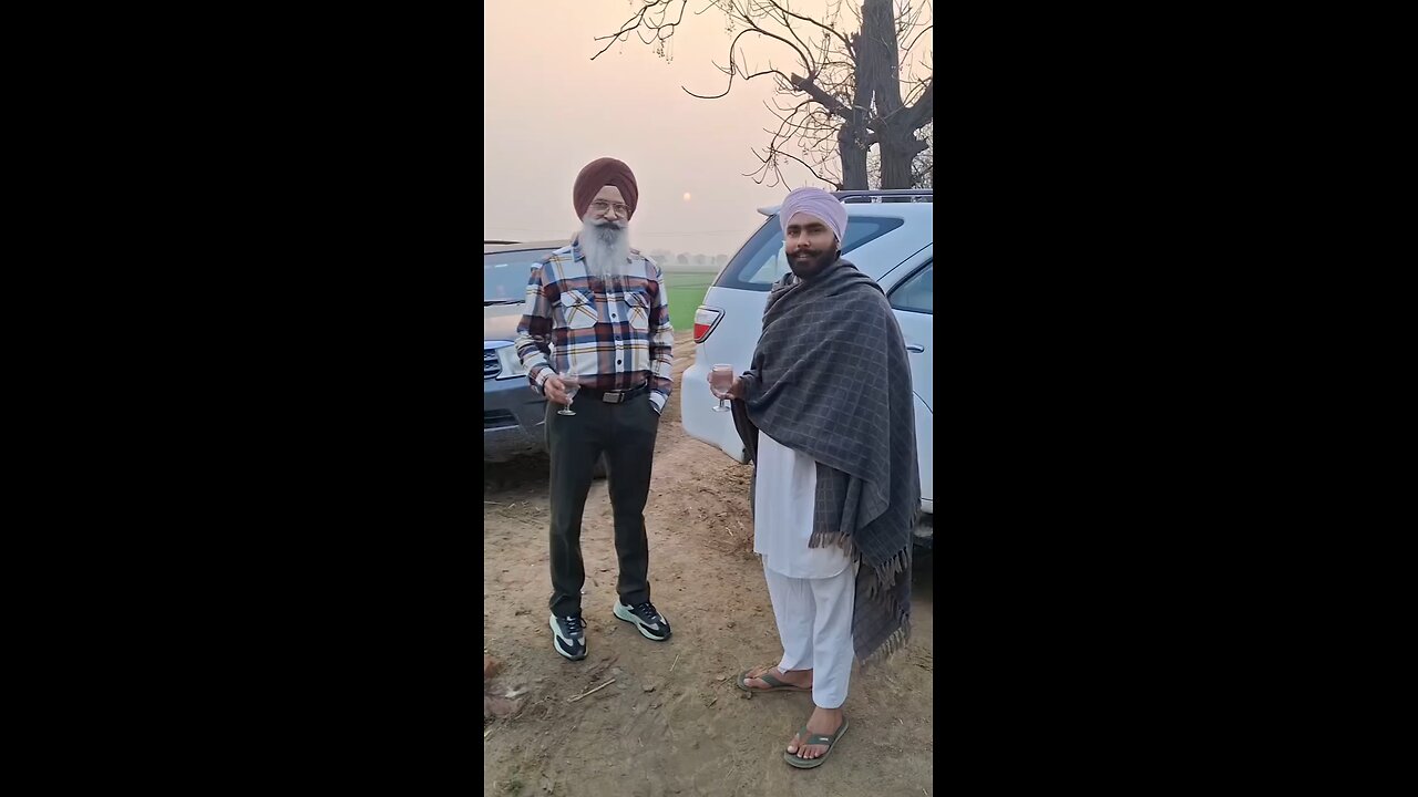 ਪੈੱਗ ਲਾਉਣ ਤੋ ਪਹਿਲਾਂ cheers ਕਿਉ ਕੀਤਾ ਜਾਦਾ ਹੈ Why are Cheers done while placing the peg?