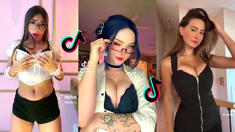 Baddie Brats from TikTok trying to be Sexy