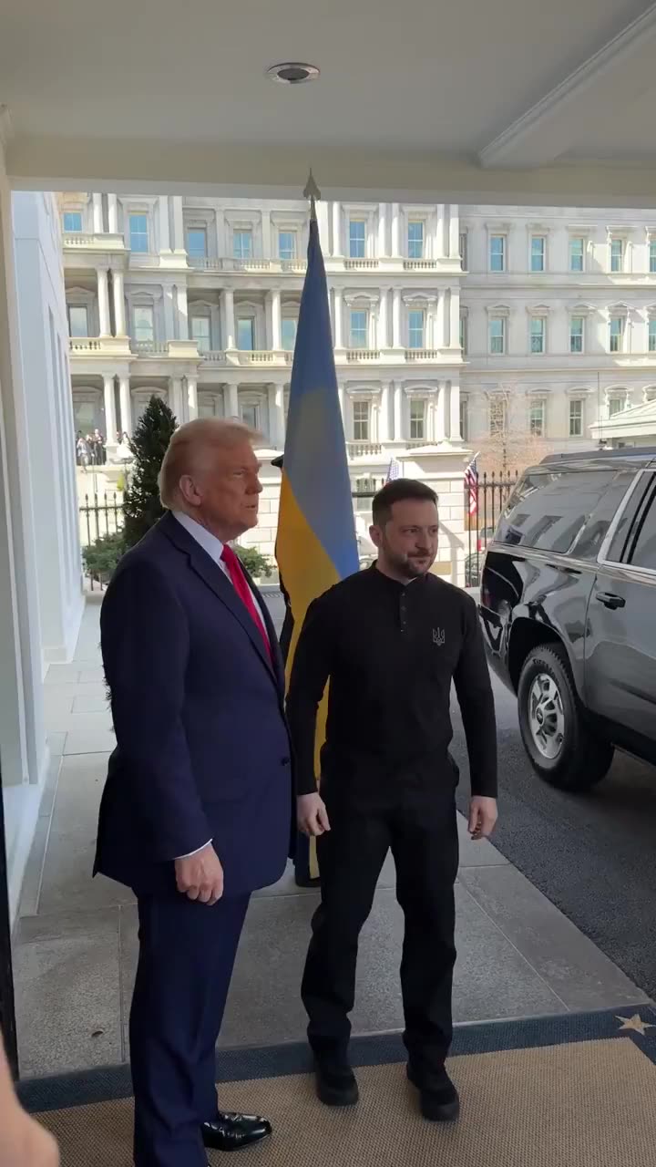 ▶ EXTRAITS-RQ (2 mars 25) : Trump se moque de la tenue de Zelensky