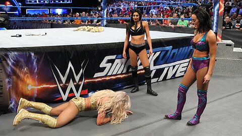 Billie Kay and Peyton Royce attack Charlotte Flair: SmackDown LIVE, April 10, 2018 @WWE