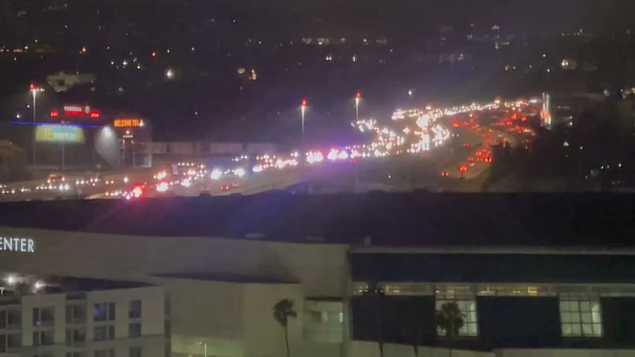 There is a massive number of police cars going east on the 10 heading town LA