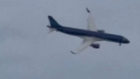 Harrowing Footage Shows Azerbaijan Airlines Crashing, Killing 38 People