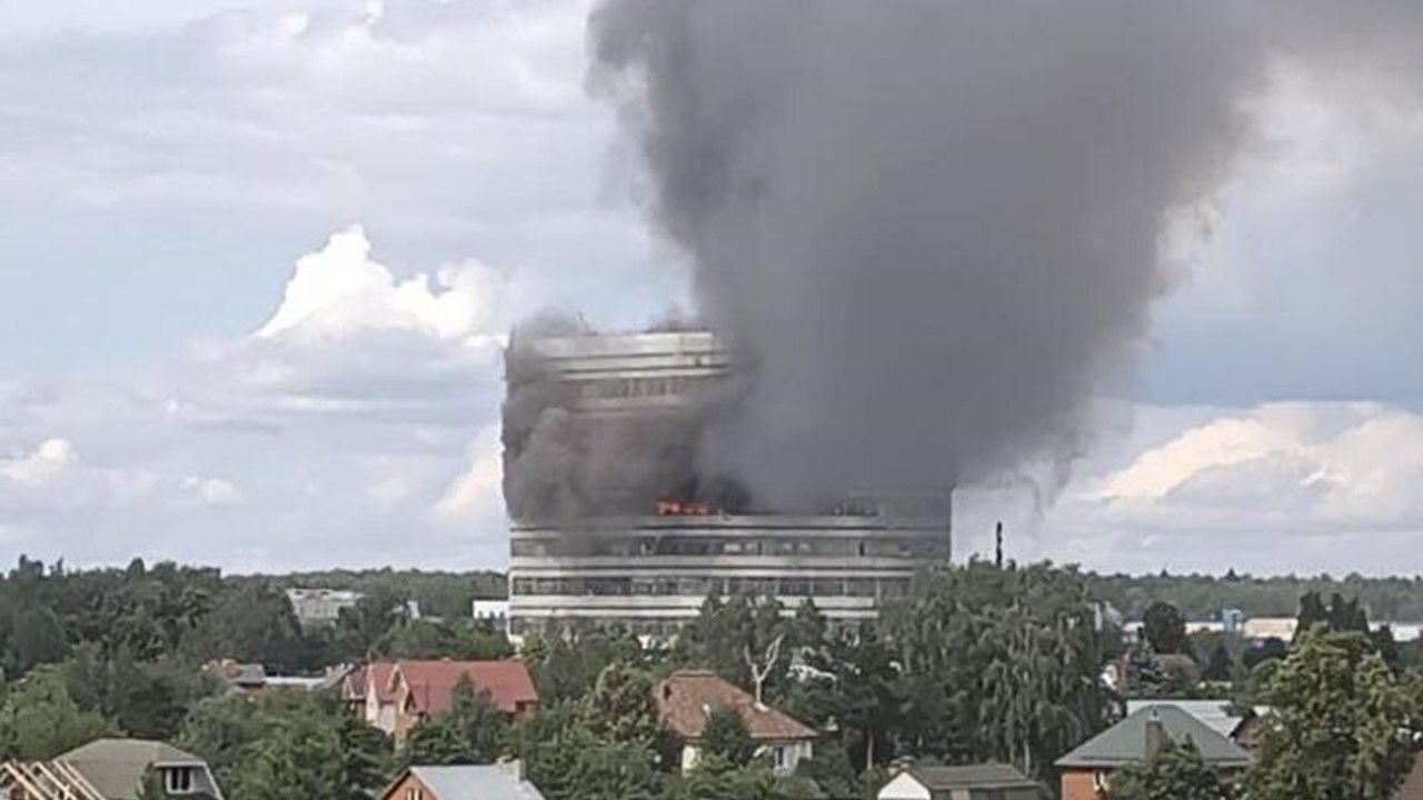 Deadly Blaze Rips Through US-Sanctioned Moscow Electronics Research Building