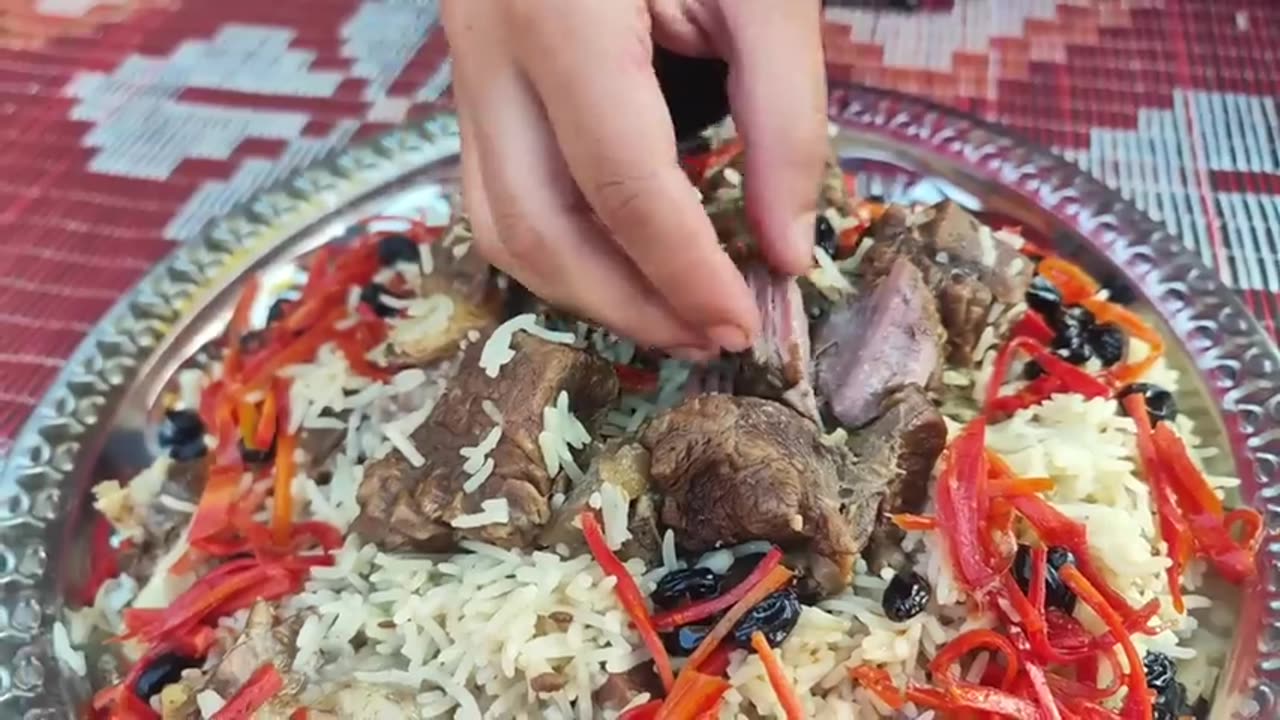 Afghan National Dish Kabuli Pulao -- Qabli Pulao Recipe -- Our Beautiful Garden Tour