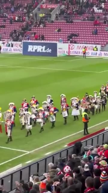 FSV Mainz 05 (Karnevalsverein - Carnival Club) splendid atmosphere