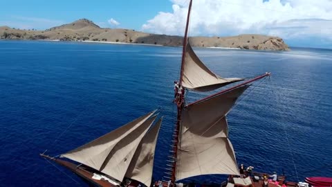 The Arenui is the World's Most Beautiful Scuba Liveaboard Boat