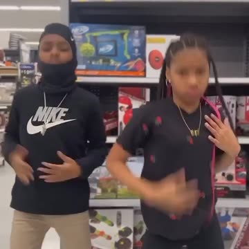 This dance is hard to learn 😂💕