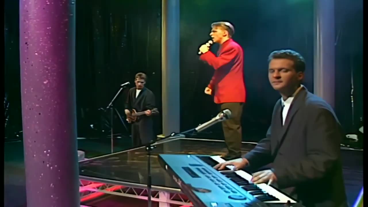 I don't want to be a hero // Johnny hates jazz 1987 HD