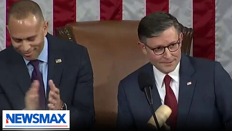 Mike Johnson receives Speaker's gavel from Hakeem Jeffries