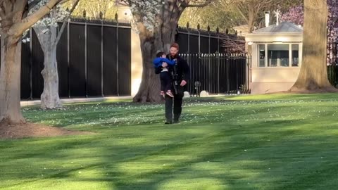 Secret Service Hand-Delivers 'Intruder' Back To His Mom & Dad (VIDEO)