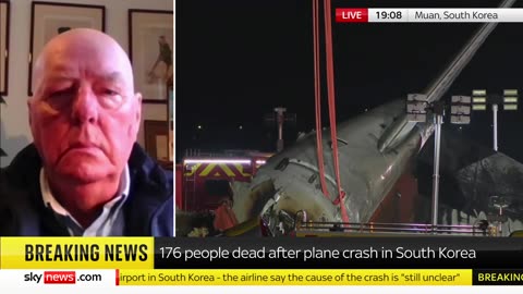 🥲 Former airline pilot Terry Tozer shares insights on the plane crash in South Korea.
