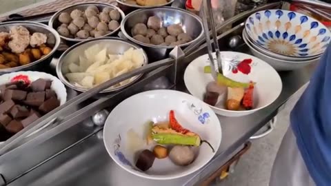 Hungry? Discover Vietnam's Best Night Street Food and Why You Need to Try It!
