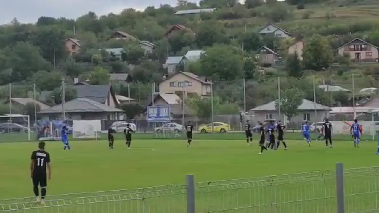 Amazing Goal Franck Tchassem (Miroslava vs Ceahlaul)