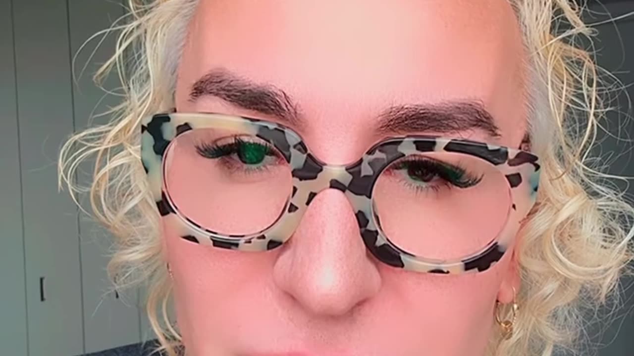 Shokuese, ja kur i shfaqi Parashqevi problemet e para. Direkt pasi takoi…