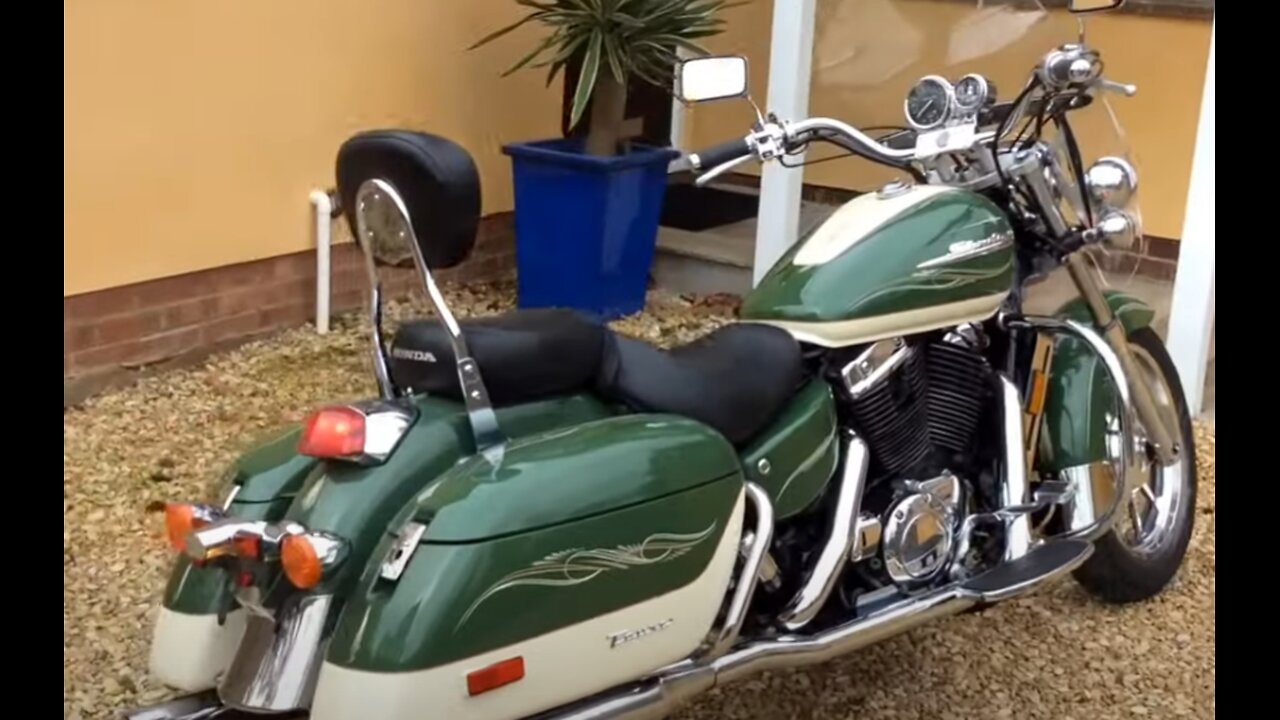 1998 Honda Shadow ACE VT1100 Tourer