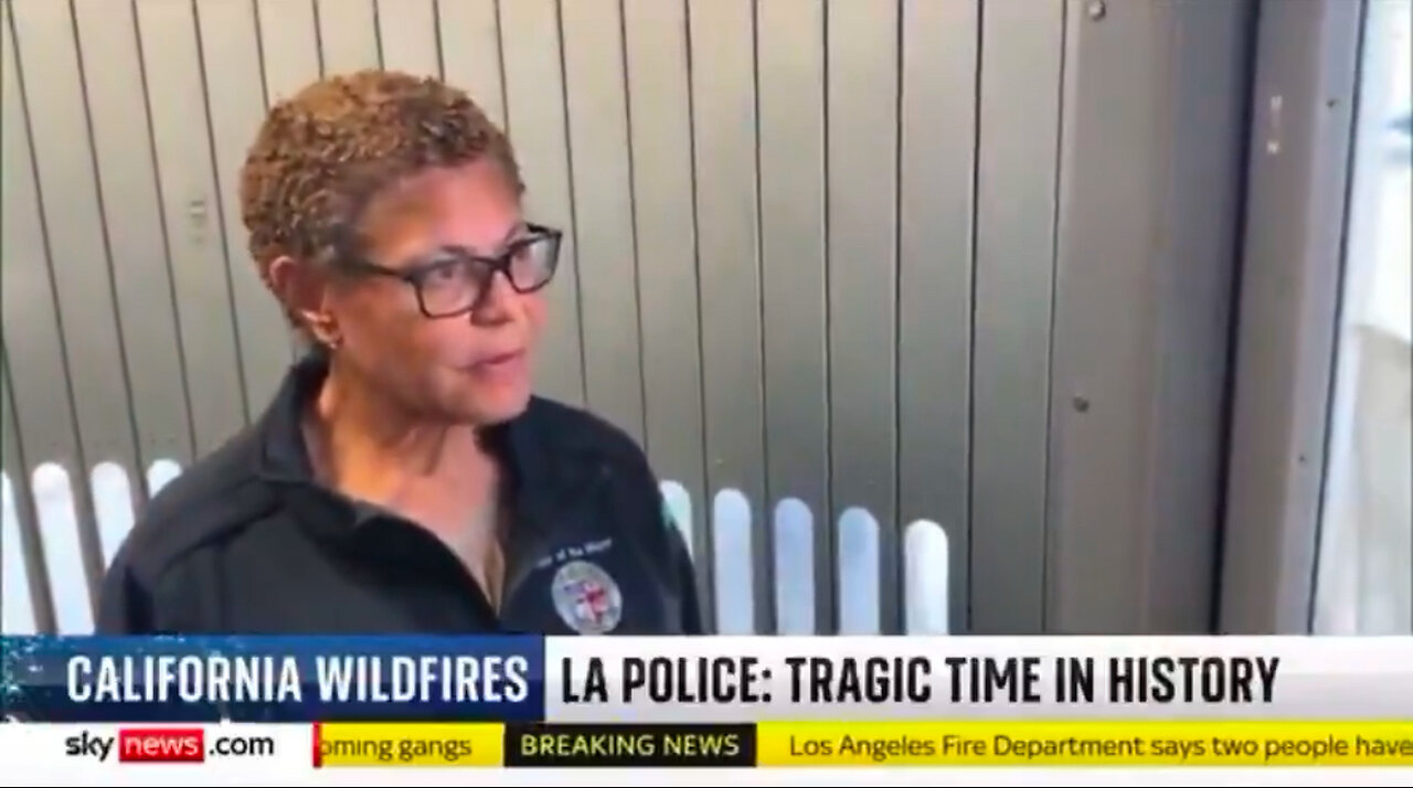 LA Mayor Ignores Media Questions About Fires Raging All Around City