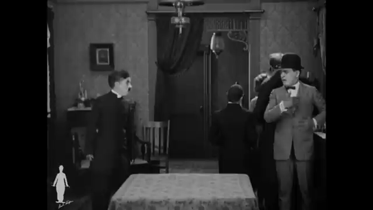 Charlie Chaplin Comedy Video black in white