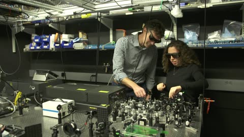 Light-matter Interactions at Nanoscale Columbia Engineers Discover New “All-optical” Nanoscale Sensors of Force | Columbia Engineering