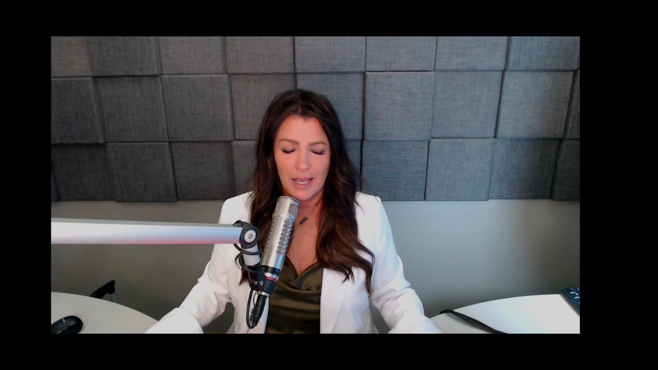 010625 Monday Seg 11 You Will Not Believe This Article of USA Health Scare