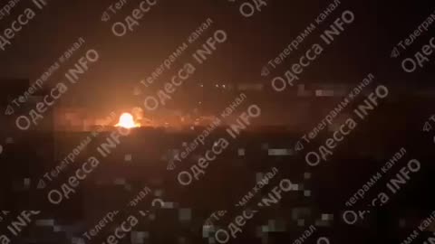 🤬🙏 Odesa under attack by "Shaheds": strike in the resort area of ​​the city