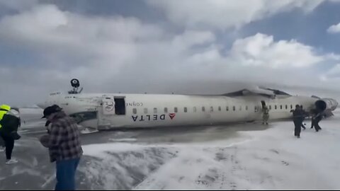 Delta plane Crash at Toronto Airport