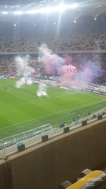 Rapid Bucuresti vs FCSB (spectacol in tribune facut de ambele galerii)