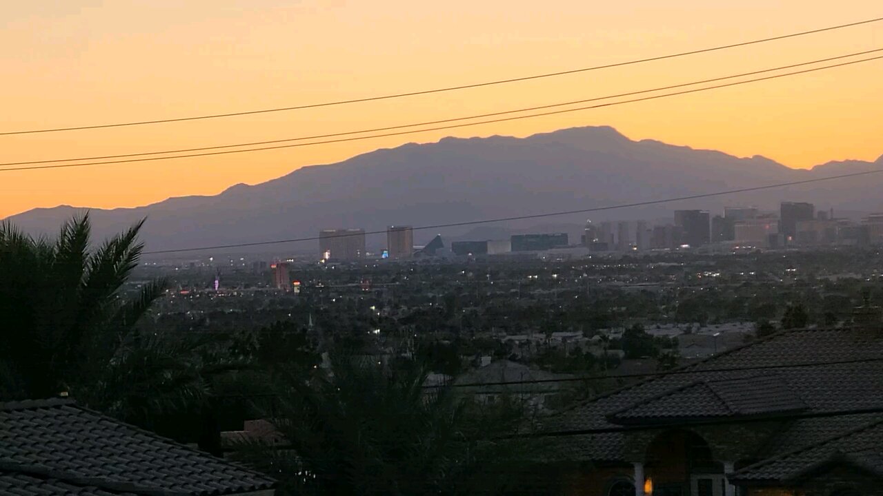 Did you see tonight's Las Vegas sunset? Check this out! 01.14.2025 #follow #lasvegas #travel