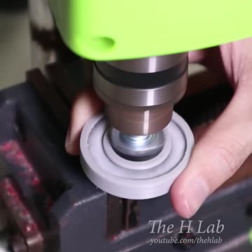 "3D Printed Bearing - How Well Does It Work? 🔄🛠️ | The H Lab"