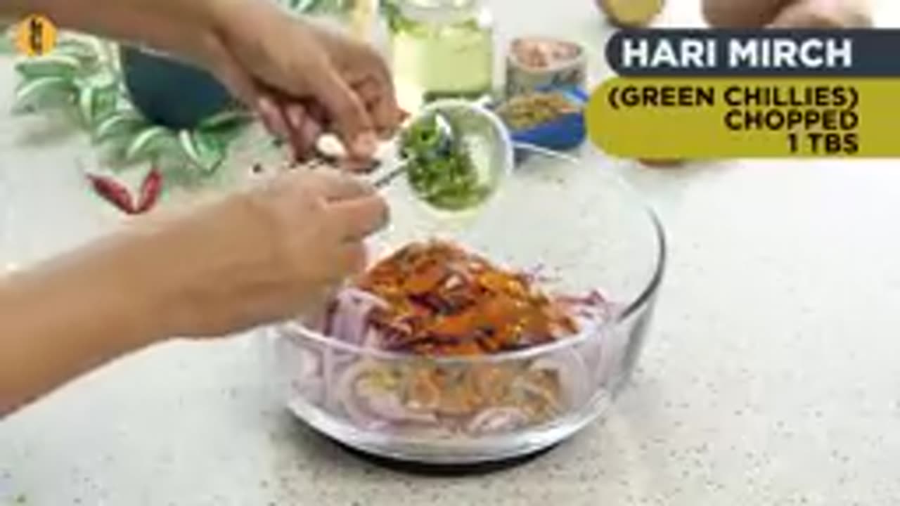 Crispy Onion Pakora Recipe by Food Fusion