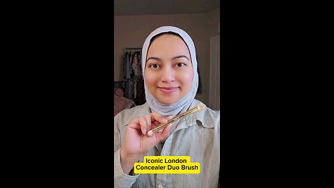 Iconic London Iconic London Gold Dual Ended Concealer Duo Brush Makeup GRWM