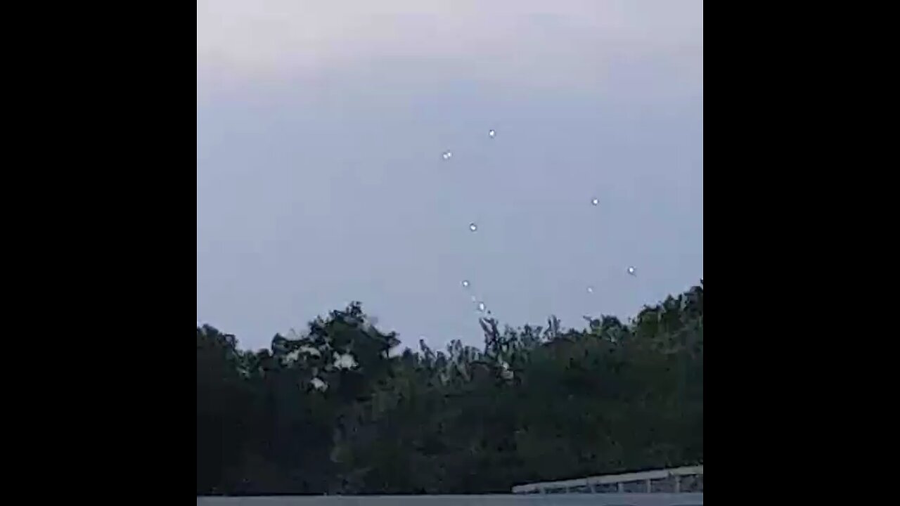 Multiple UFOs?