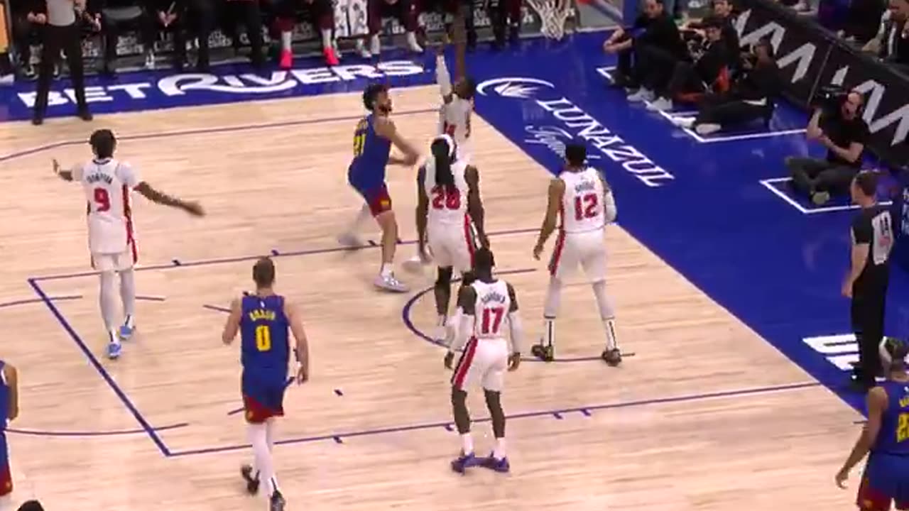 NBA - Jamal Murray got into double figures in a HURRY 😮💨