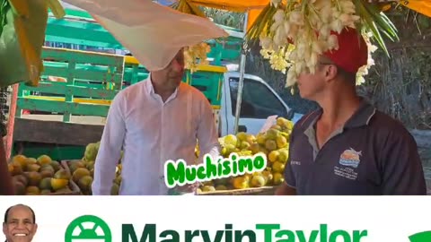 Marvin Taylor escucha a agricultores y consumidores en feria de Pavas