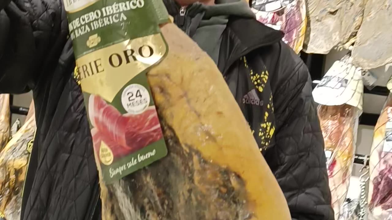 ✨ Ножка jamón ibérico de cebo, 50% legado отправляется в Латвию! 🇱🇻