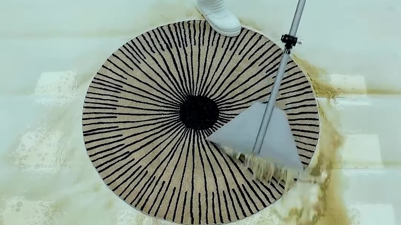 Extremely Dirty - The Round Rug Is Cleaned Quickly In 60 Seconds - Satisfying ASMR #shorts