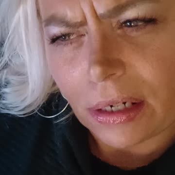 Georgia Judge Stephen Yekel shoots himself inside courtroom on last day in office.