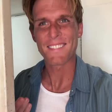 Leaving the Republican Party vs Leaving the Democrat Party