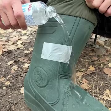 "Ultimate Survival Skills: Watch This Guy Master Life-Saving Techniques in the Wild!"