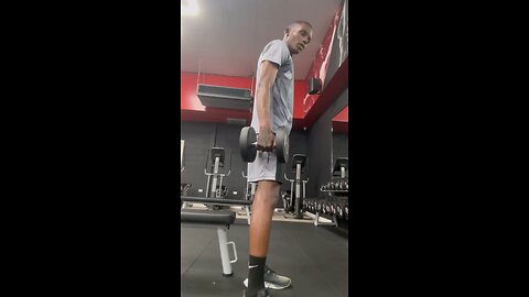 Sculpt Your Biceps: Best Dumbbell Workout Routine