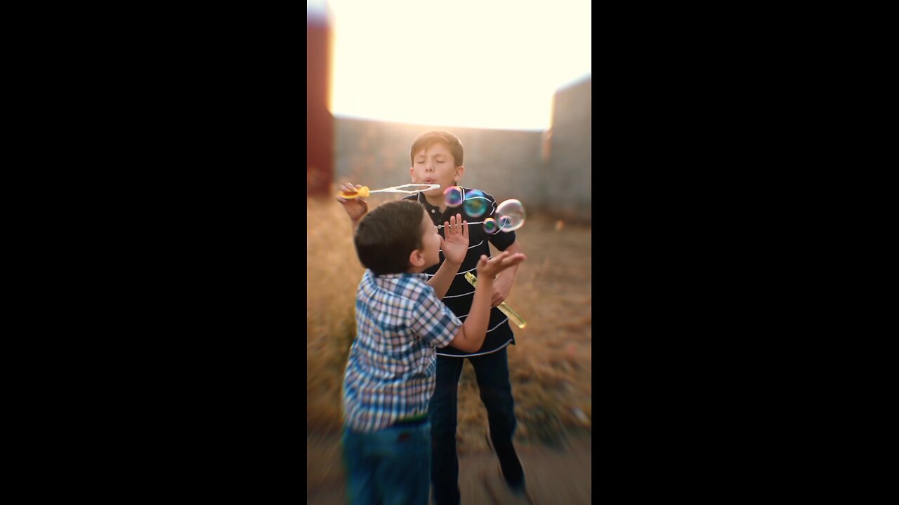 PLAYING WITH bubbles 💦💦