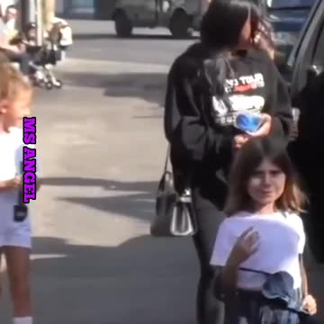 Kourtney Kardashians kids are exhausted in the paparazzi